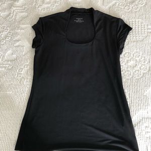Black T, very flattering